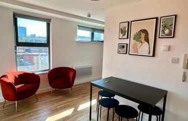 City Centre 2 bed apartment with a balcony - Foto 6