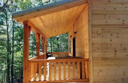 Cozy Family-Friendly Cabin with Private Outdoor Jacuzzi near Huntington, West Virginia - Foto 4