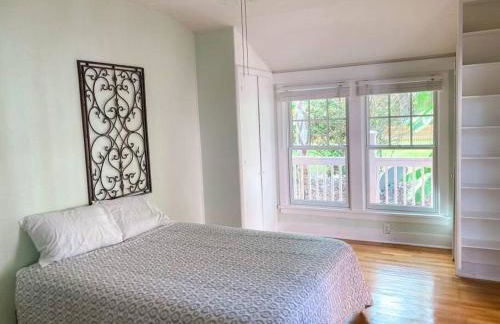 University House - 8 Bedrooms Walk to UF / Stadium - Foto 2