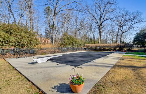 Historic Farmhouse with Modern Amenities and Hot Tub - Foto 34