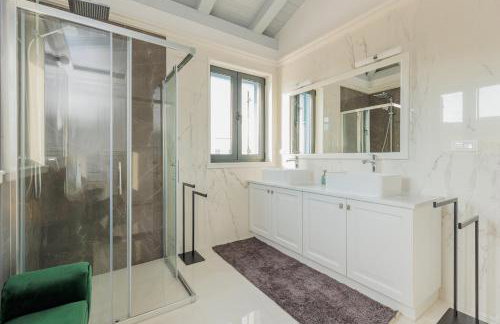 Seafront Villa Adriatica with pool - Photo 38