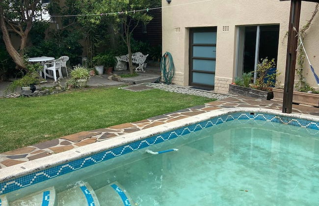 Lavish Camps Bay Pool Side Apartment - Photo 15