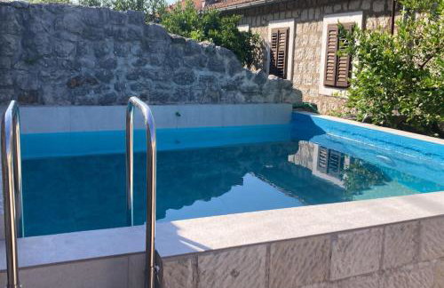 Apartments with swimming pool Gruda, Dubrovnik - 25021 - Photo 2
