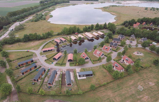 Lovely Tent with Kitchen & Bathroom Located near Pond - Photo 26