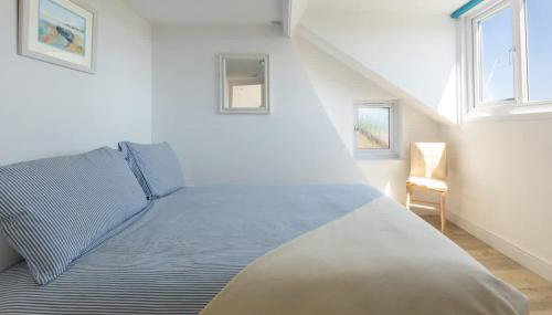 Rooftop Hideaway -Central Coastal Flat - Sea Views - Foto 3