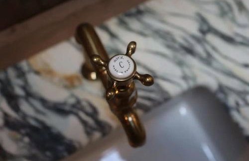 Riverside 2 Bed Cabin With Paddle Boards & Bikes - Foto 15