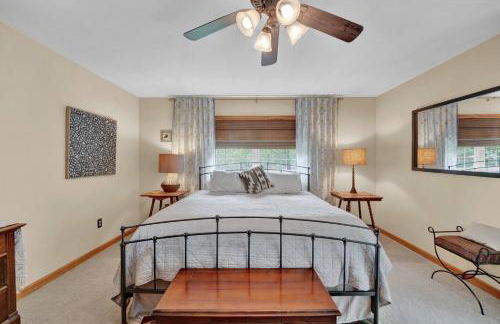 Lazy River Cabin: Lakefront Stay - Foto 44