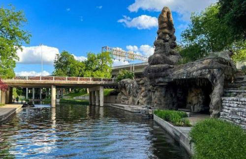 Spacious Room in shared home 9 Min to Convention Center - Foto 29