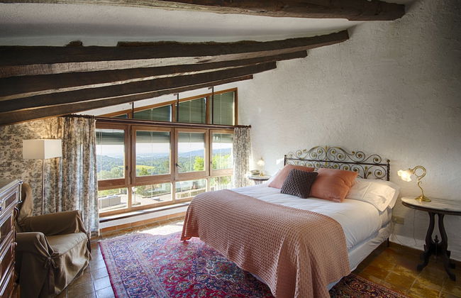 Masia Can Pou - Photo 1