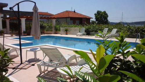 Apartments Zulim - Foto 3, sunbed