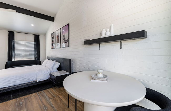 Ash & Ko Boutique Lodging - Photo 28