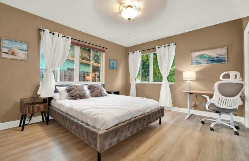 HUGE Outdoor soccer 4BR HEATED Pool house near Las Olas - Foto 25