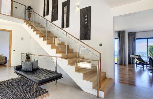 Villa Vitoria - by LovelyStay - Foto 6