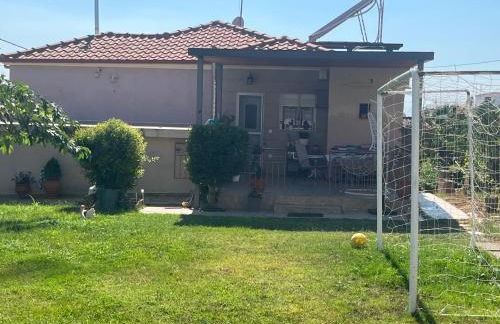 Elea House - Photo 15