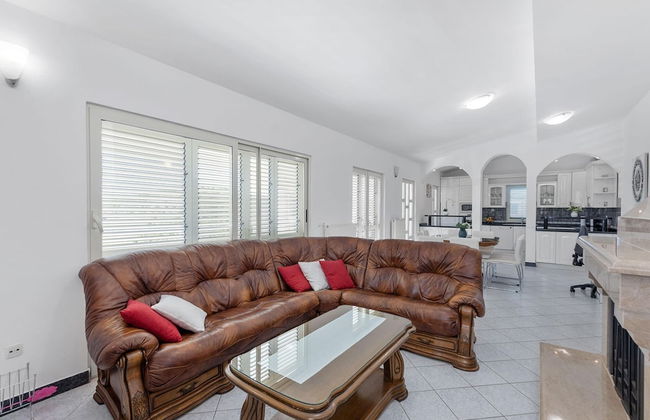 Holiday Home in Neoric With Sauna - Foto 17