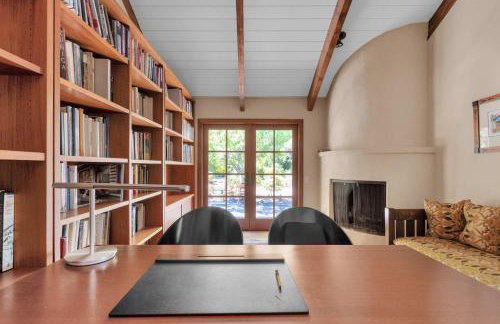 10 Acre Estate with Views Teahouse and Pickleball Court - Foto 33