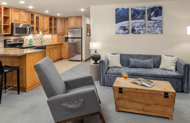 Terracehouse - CoralTree Residence Collection - Photo 50