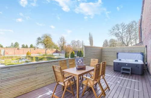 Cheshire Barns - Photo 30