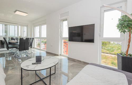 VILA VASILJ dein eigener Pool oder dein eigener Whirlpool mit Aussicht, dein Urlaub, deine Privatsphäre, deine Wahl - Photo 14