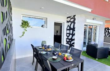 Serendipity House - Photo 3