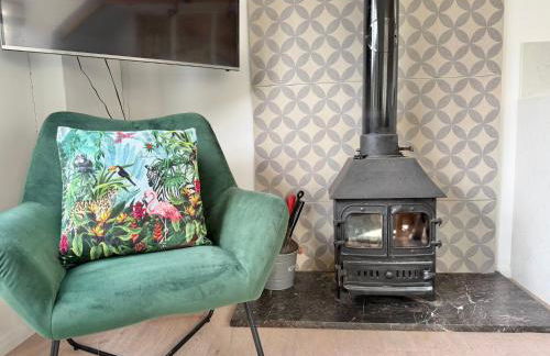 One bed Character Cottage with Parking and Garden - Foto 5