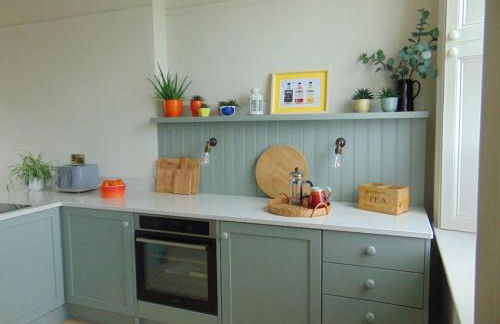 Charming townhouse with sunny garden - Foto 4