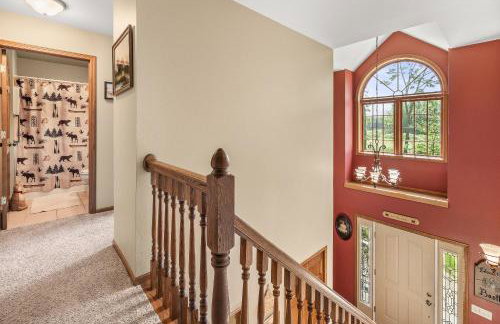 Family-Friendly 5BR House by the Lake - Foto 16