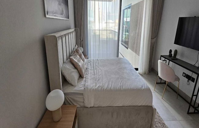 Luxury Studio in Jumeirah Village Circle - Photo 9