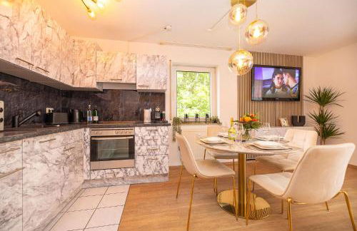 Luxx Home BC, Zentral - Balkon - Parkplatz - voll ausgestattete Küche - Foto 3