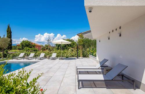 Apartmani Vila Mara M 2 i M 3 heated pool - Foto 49