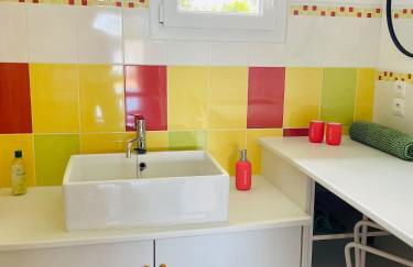 KerDesAmis - Tolles Ferienhaus in Strandnähe mit Sonnenterrasse, Boulebahn und großem Garten - Foto 17