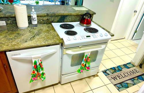 WAIKIKI 2 BEDROOMS, 1 BATH, FREE PARKING, SLEEP 6 - Foto 41