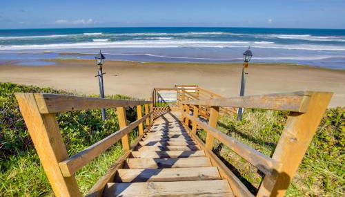 Comfortable Lincoln City Condo with Patio and Views! - Foto 2