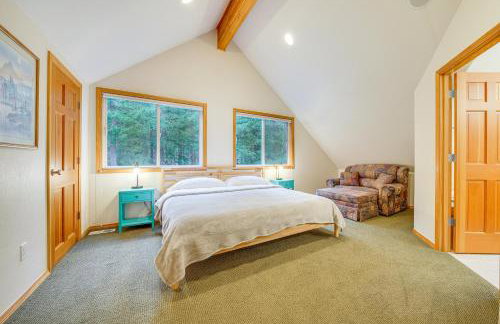 19 Mi to Slopes at Crystal Mtn Getaway with Hot Tub - Foto 22