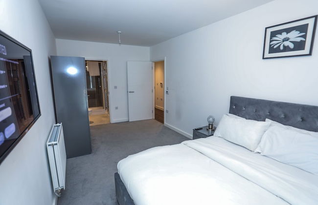 Dreams Apartments 2 Bed - Photo 9