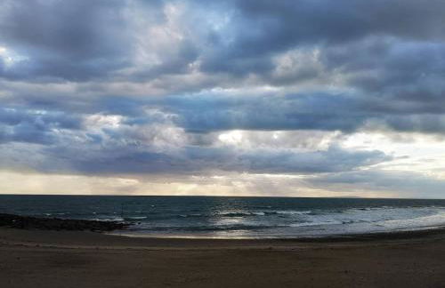 Family-Friendly Woodland Caravan Pool & Bar - Foto 25