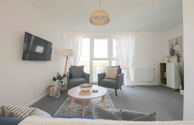 2 Bed Apartment Overlooking Water - Foto 20