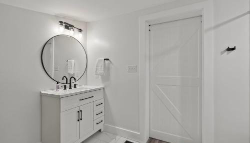 Creekside Stay | Peaceful Cottage | Elkhorn - Foto 4