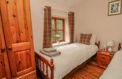 Byrdir Cottage - Photo 29