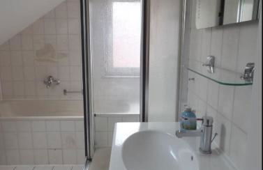 Gemütliche Dachgeschoss Wohnung - Foto 10