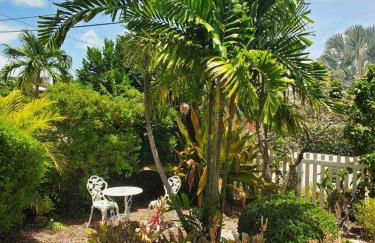 The Butterfly Cottage - Certified Butterfly Sanctuary - Ocean View Hot Tub - Authentic Keys Charm - Foto 25