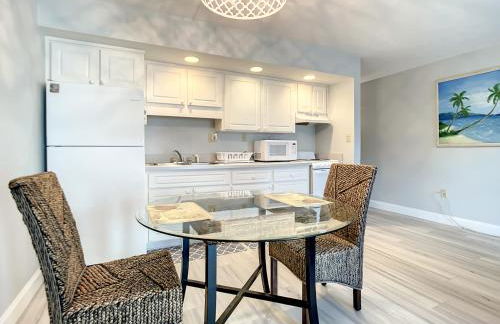 Mariners Cove 109 ~ Across the street from the Beach ~ MC109 - Foto 8