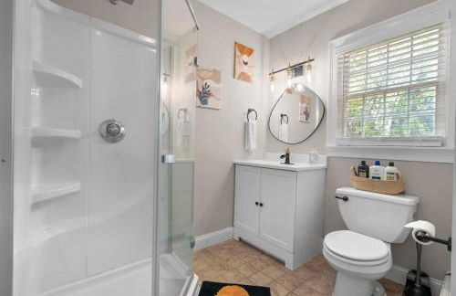 Spacious-5 Beds! 3 Mi to Mohegan - Foto 30