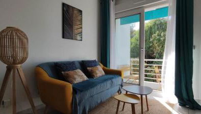 Superbe cocon 3 étoiles -plein sud- parking- proche village et plages - Foto 4, Garden view