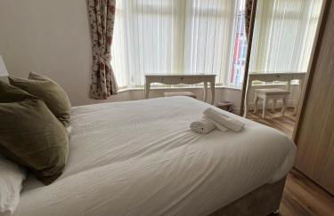 2025 Award Winner Liverpool Ivy House - 4 Bedrooms - Foto 40