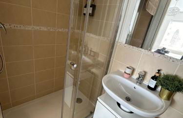 Cozy Glam Patchway Garden House Sleep 9 Mid-Long Term Welcome - Foto 56