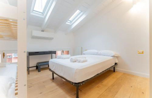 New Exclusive Apartment FONDAZIONE PRADA Tram to Duomo - Foto 9