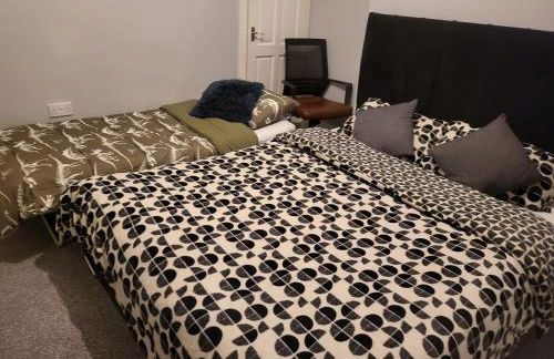 Apartment - Sleeps 5 - Great Location - Parking - Foto 77