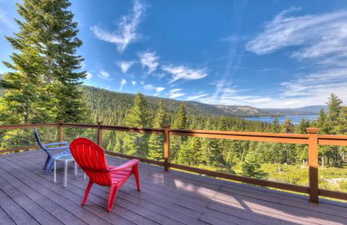 Chamberland Getaway Lake Views with Deck - Foto 3