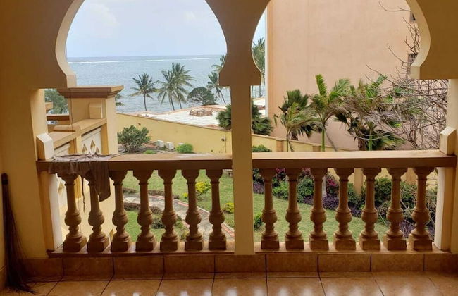 Cool Breeze Beachfront Apartments - Foto 8